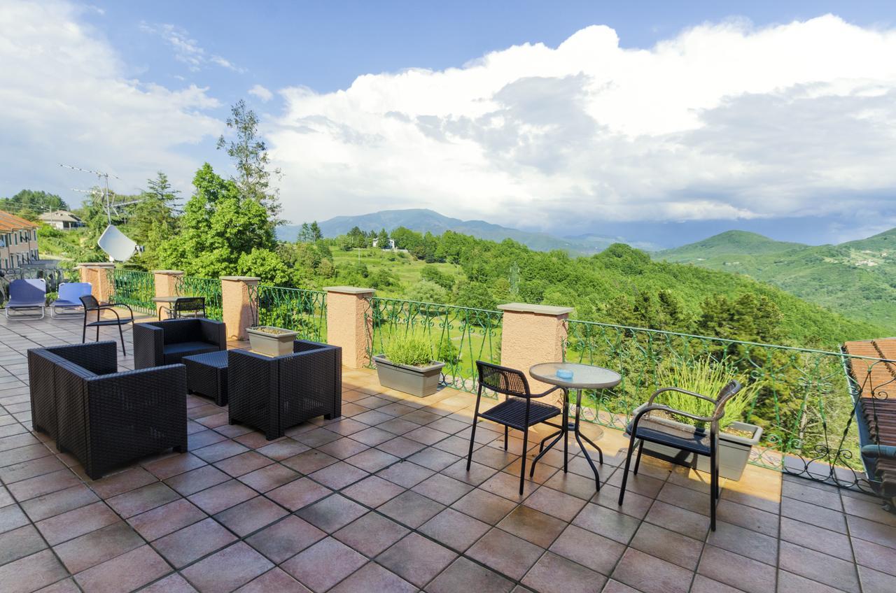 Albergo La Veranda Tavarone Exteriör bild